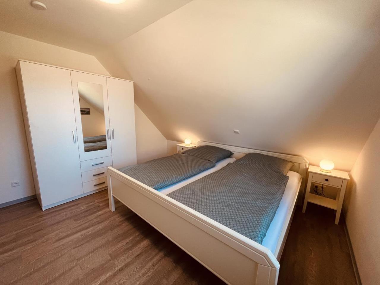 Holmblick - Boddenblick, Balkon, 2 Schlafzimmer, 4 Personen Born Extérieur photo