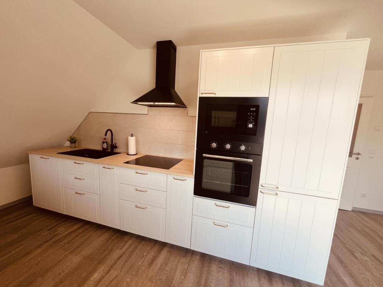 Holmblick - Boddenblick, Balkon, 2 Schlafzimmer, 4 Personen Born Extérieur photo