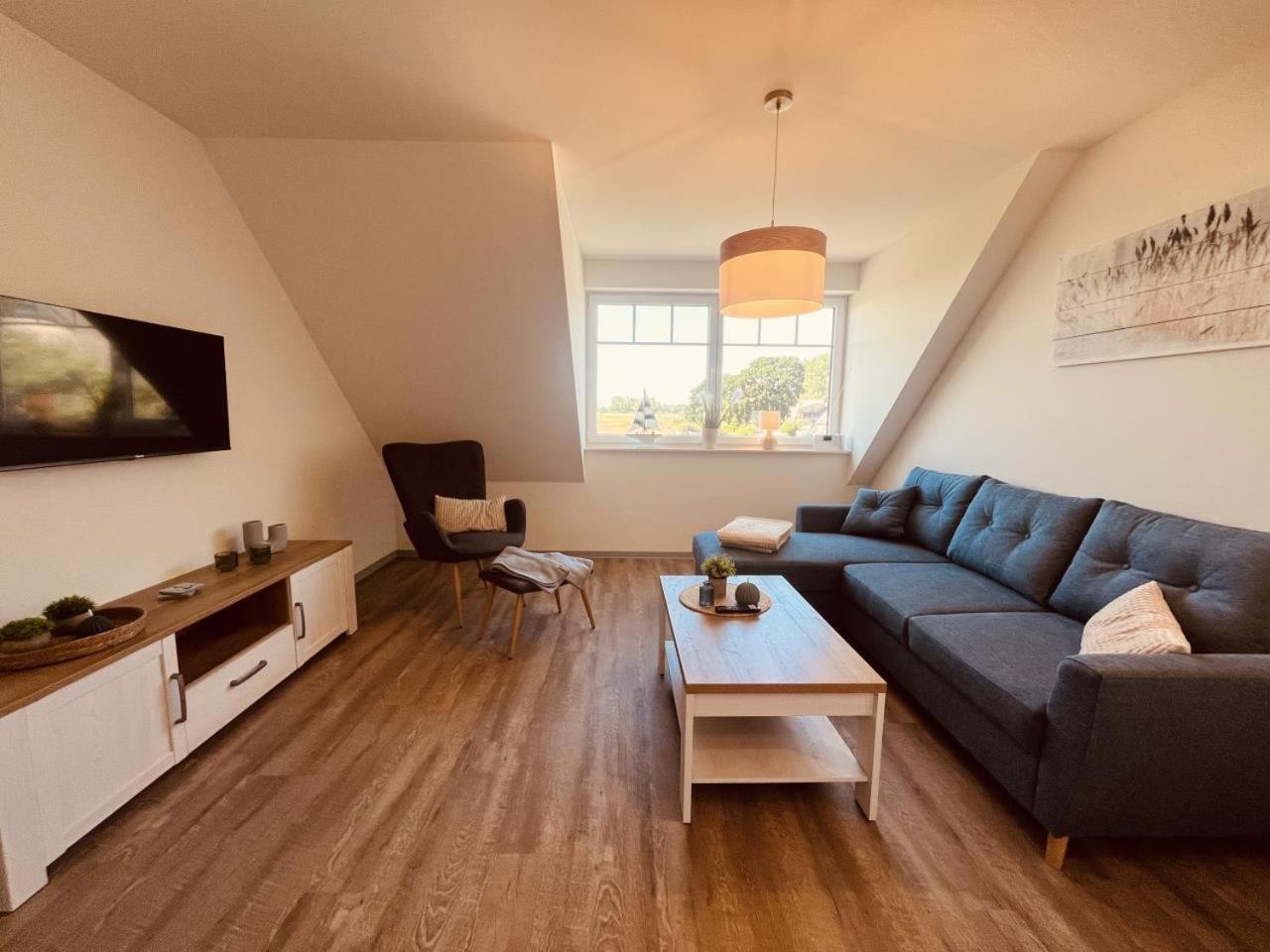 Holmblick - Boddenblick, Balkon, 2 Schlafzimmer, 4 Personen Born Extérieur photo
