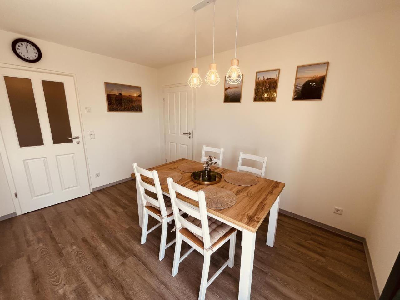 Holmblick - Boddenblick, Balkon, 2 Schlafzimmer, 4 Personen Born Extérieur photo